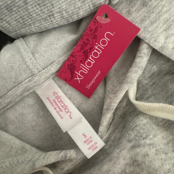 Xhilaration Sleepwear Hooded Sweatshirt in Heather Grey - Picture 4 of 5